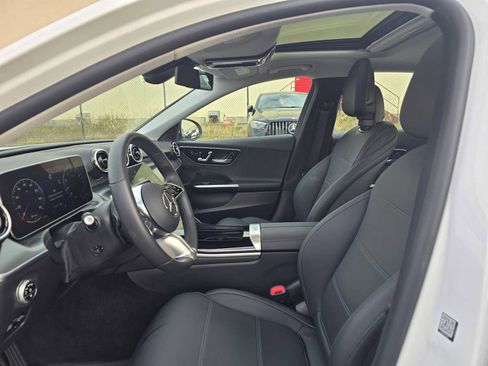 Used 2025 Mercedes-Benz C 300 4MATIC Sedan image 22