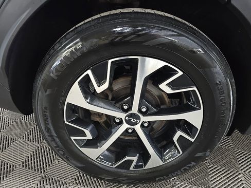Used 2023 Kia Sportage EX AWD/4WD image 13