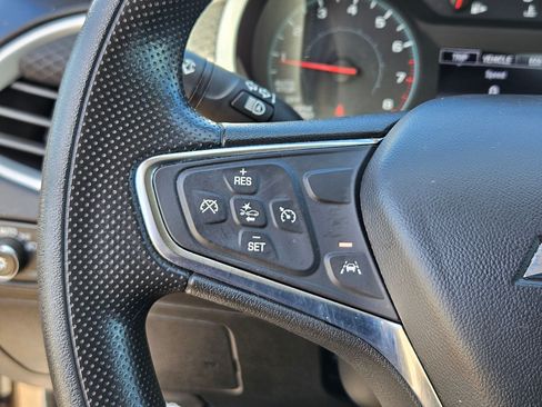Used 2024 Chevrolet Malibu LT FWD image 18