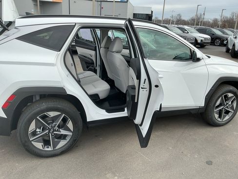 New 2026 Hyundai Tucson SEL AWD/4WD image 15