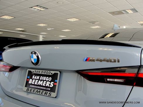 Used 2023 BMW M440i Coupe w/ Premium Package RWD image 13