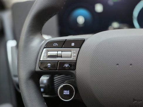 New 2026 Hyundai Ioniq 5 SEL image 19