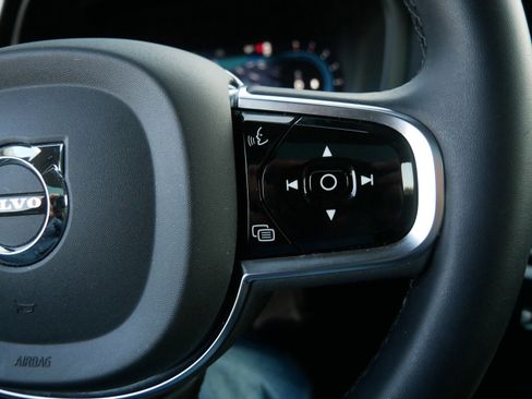 Used 2024 Volvo V60 B5 Cross Country Plus w/ Protection Package Premier image 23