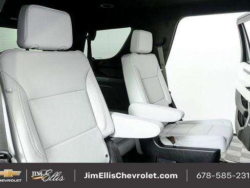 Used 2025 Chevrolet Tahoe Premier image 23