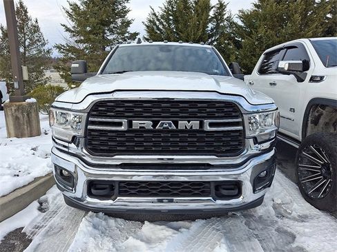 Used 2024 RAM 3500 Big Horn image 2
