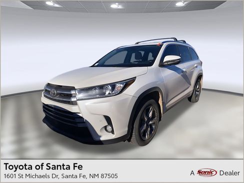 Used 2019 Toyota Highlander Limited Platinum image 1