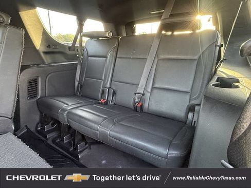 Used 2022 Chevrolet Suburban Z71 AWD/4WD image 34