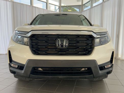 Used 2023 Honda Passport EX-L image 6