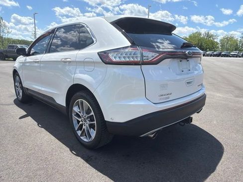 Used 2018 Ford Edge Titanium w/ Equipment Group 302A AWD/4WD image 12