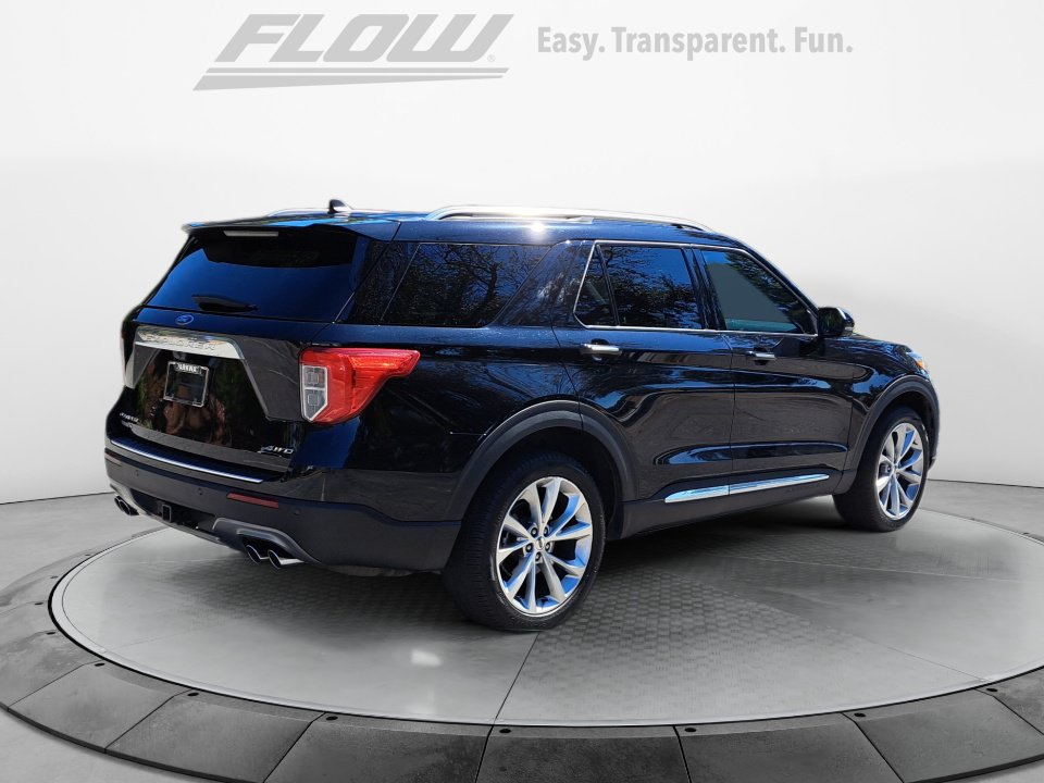 Used 2023 Ford Explorer Platinum w/ Technology Package AWD/4WD image 8