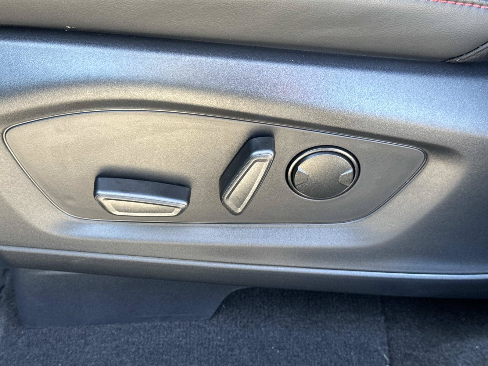 New 2026 Ford Explorer ST AWD/4WD image 27
