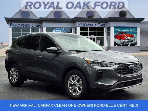 Certified 2023 Ford Escape Active w/ Tech Pack #1 AWD/4WD image 1