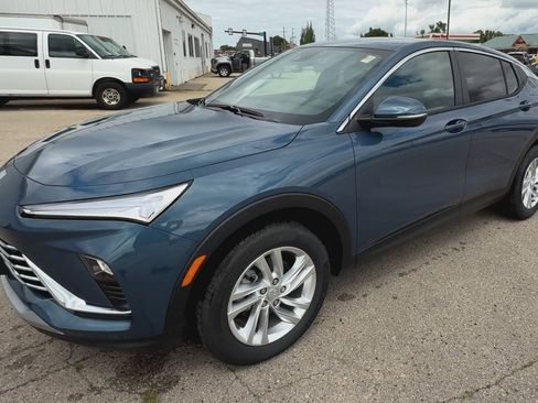 New 2025 Buick Envista Preferred w/ Convenience I Package image 4