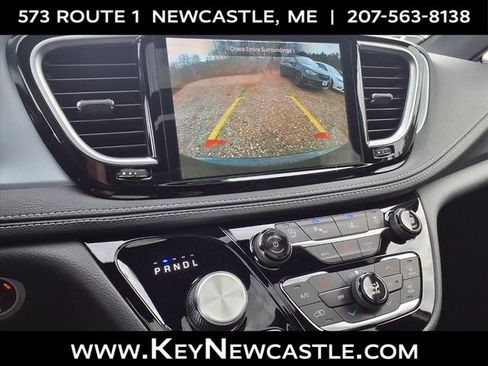 New 2026 Chrysler Pacifica Limited w/ S Appearance Package image 16