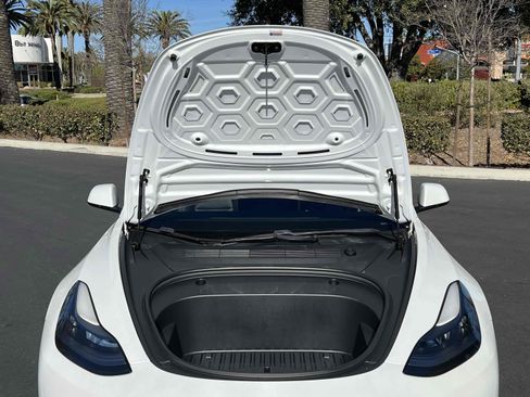 Used 2021 Tesla Model 3 Standard Range Plus image 65