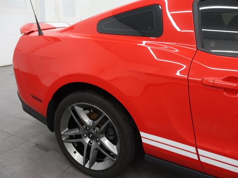 Used 2011 Ford Mustang Shelby GT500 RWD image 26