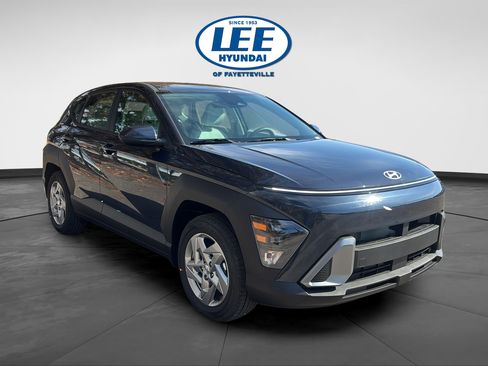 Certified 2026 Hyundai Kona SE FWD image 1