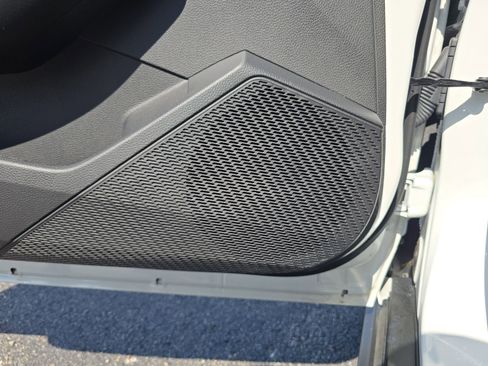 Certified 2025 Honda Accord LX image 15