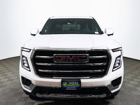 New 2026 GMC Yukon Elevation image 3