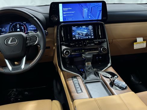 New 2026 Lexus LX 600 4WD w/ Luxury Package image 36