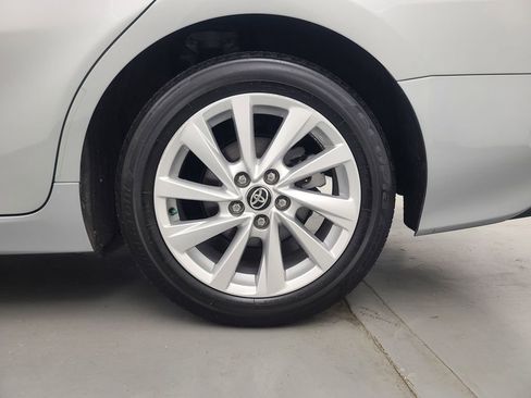 Used 2024 Toyota Camry LE image 10