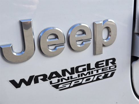 Used 2020 Jeep Wrangler Unlimited Sport S image 8