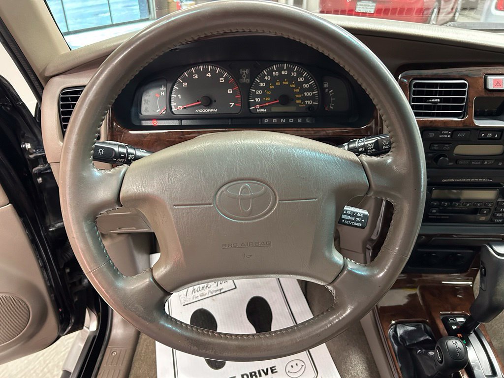 Used 2001 Toyota 4Runner Limited AWD/4WD image 10