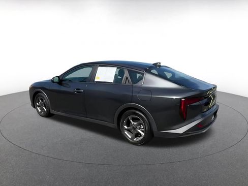 Used 2025 Kia K4 FWD image 8