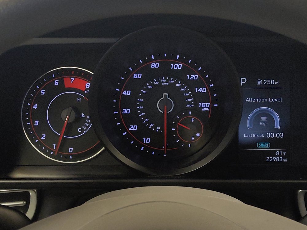 Used 2021 Hyundai Elantra SE FWD image 23