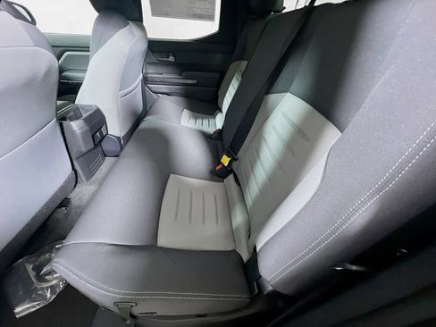 Certified 2025 Toyota Tacoma TRD Sport AWD/4WD image 21