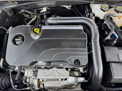 Used 2025 Chevrolet Malibu RS image 37