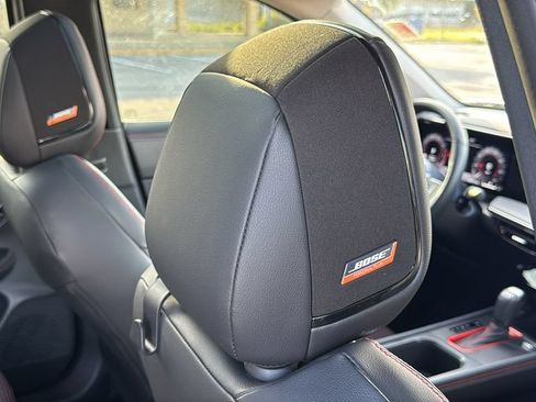 Used 2025 Nissan Kicks SR w/ SR Premium Package FWD image 20
