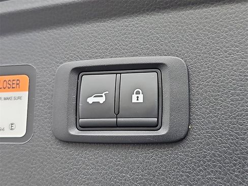 Used 2024 Mitsubishi Eclipse Cross SEL image 29