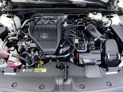 Certified 2024 Toyota Crown Platinum AWD/4WD image 31