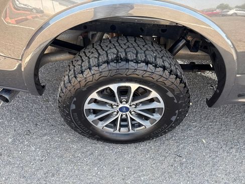 Used 2020 Ford F150 XLT w/ Equipment Group 302A Luxury AWD/4WD image 39