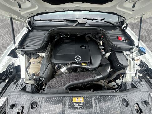 Used 2020 Mercedes-Benz GLE 350 4MATIC w/ Premium Package image 18
