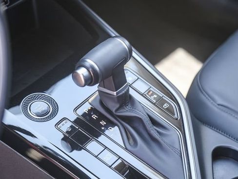 Certified 2023 Kia Niro EX Touring FWD image 20