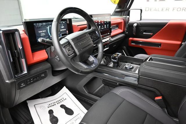 Used 2026 GMC Hummer EV 4x4 Crew Cab w/ Carbon Fiber Edition Package image 19