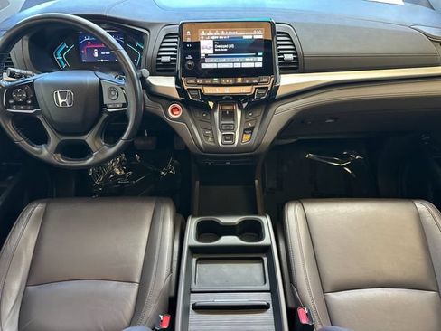 Used 2018 Honda Odyssey EX-L image 12