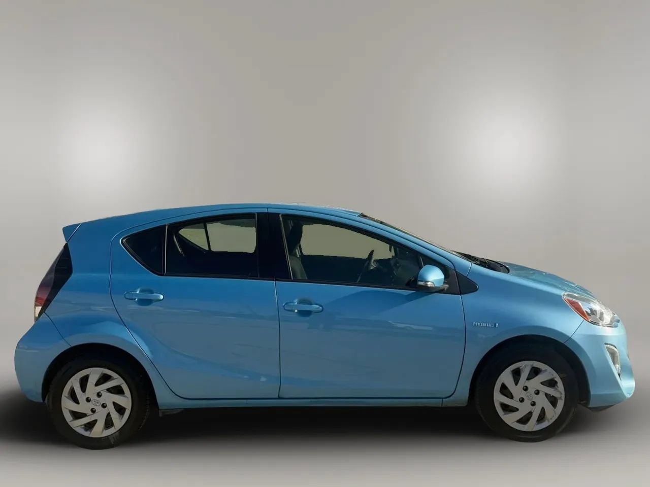 Used 2015 Toyota Prius C Three FWD image 7