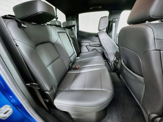 Used 2024 Chevrolet Colorado LT w/ LT Convenience Package III AWD/4WD image 27