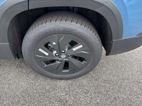 New 2025 Volkswagen Taos S image 10