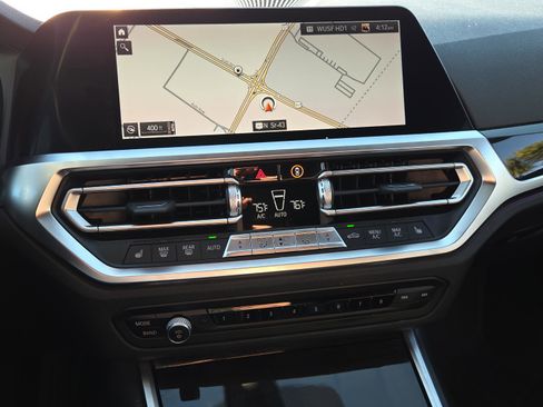 Used 2021 BMW 430i Convertible w/ Executive Package image 17