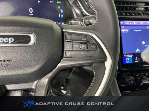 Used 2022 Jeep Grand Cherokee Limited 4xe w/ Luxury Tech Group II image 24