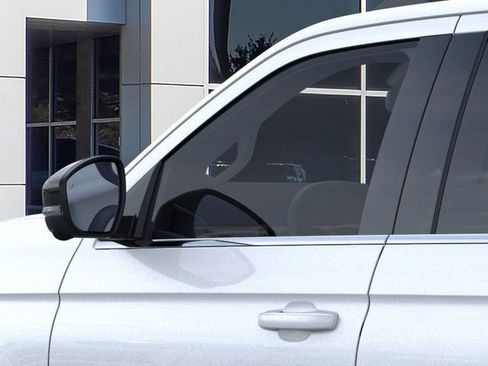 New 2025 Ford Expedition Active image 23