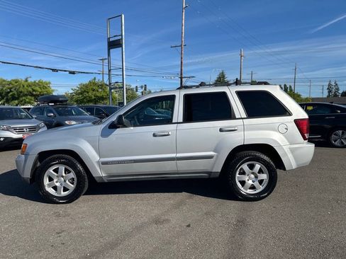 Used 2010 Jeep Grand Cherokee Laredo RWD image 10