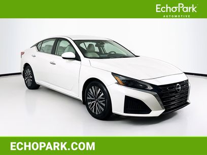 Used 2023 Nissan Altima 2.5 SV