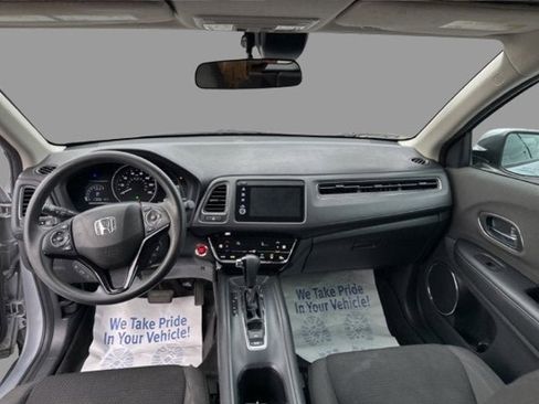 Used 2020 Honda HR-V EX image 3