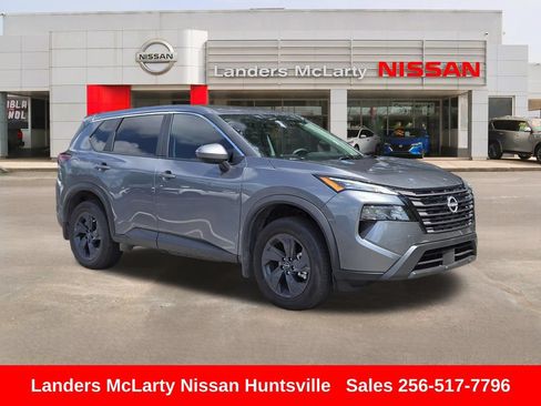 Used 2026 Nissan Rogue SV w/ Cold Weather Package FWD image 1