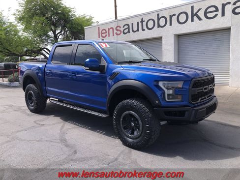 Used 2017 Ford F150 Raptor w/ Equipment Group 802A Luxury AWD/4WD image 3